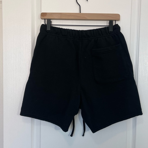 Fear of God ESSENTIALS Black Sweat Shorts XXS - Picture 3 of 11